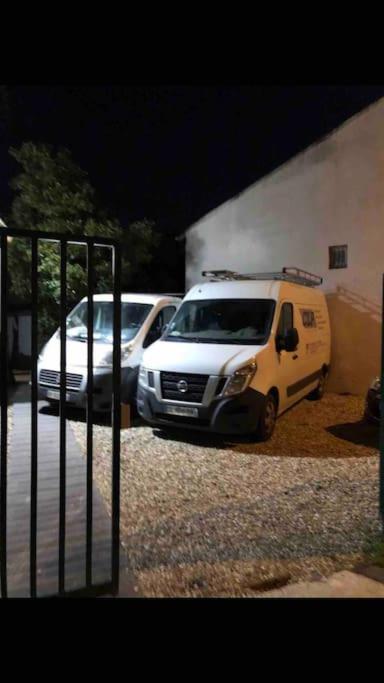 Logement Appartement Bourget ル・ブールジェ エクステリア 写真